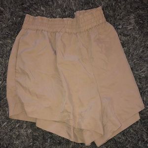 Lose shorts, size L